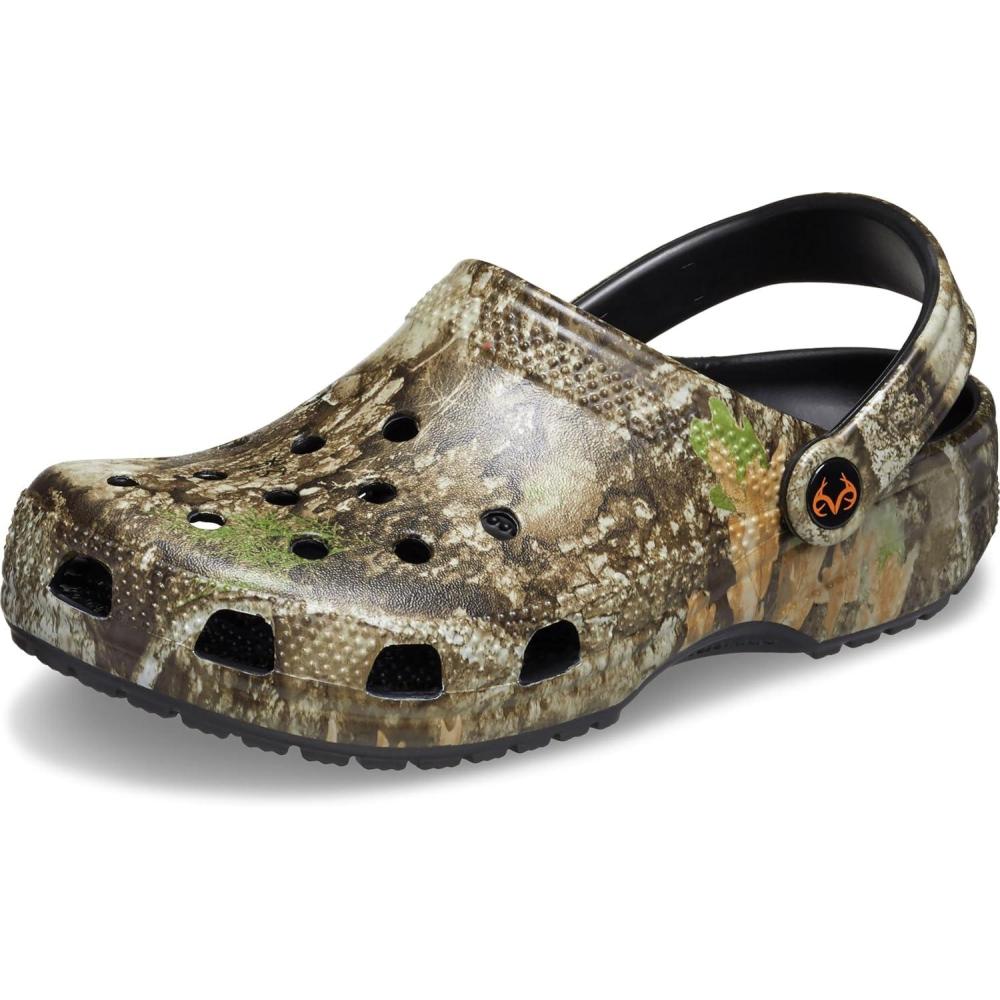 imageCrocs UnisexAdult Classic Realtree Clog Multi APX 6 Men8 Women