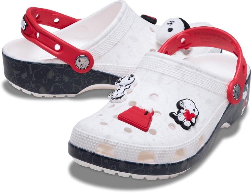 imageCrocs UnisexAdult Classic Peanuts Snoopy ClogSnoopy